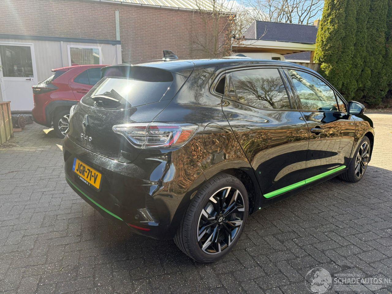 Renault Clio E-TECH HYBRID NL AUTO NIEUWE AUTO