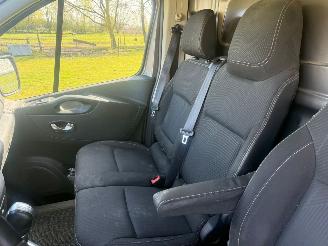 Renault Trafic 2.0 DCI AUTOMAAT 170 PS L2H1 LUXE NL BUS 3SITS picture 20