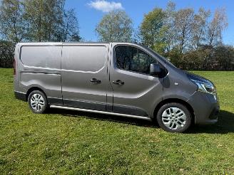 Renault Trafic 2.0 DCI AUTOMAAT 170 PS L2H1 LUXE NL BUS 3SITS picture 2