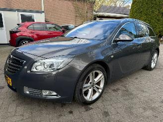 damaged passenger cars Opel Insignia SPORTS TOURER 1.6 TURBO KM NAP 1E EIGENAAR 180PK 2013/2