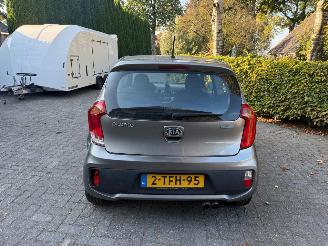 Kia Picanto 1.0 CVVT picture 9