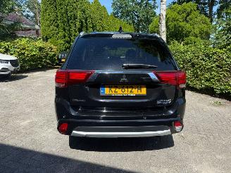 Mitsubishi Outlander 2.0PHEV  PLUGIN PREMIUM LUXE UITVOERING picture 3