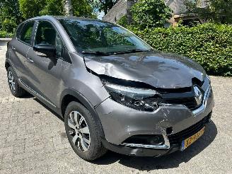 Renault Captur 0.9 AIRCO NAVI CRUISE picture 5