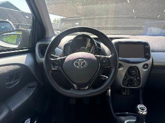 Toyota Aygo 1.0 AIRCO 5DRS NAVI CAMERA picture 13