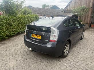 Toyota Prius 1.8 HYBRID picture 8