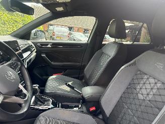 Volkswagen T-Roc 1.5 TSI R-LINE AUTOMAAT NIEUWSTAAT picture 19