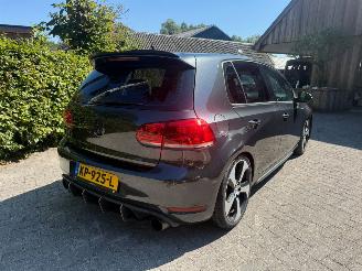 krockskadad bil auto Volkswagen Golf 2.0 GTI  211PK  5DRS AIRCO NAVI 2010/4
