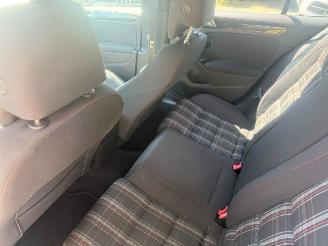 Volkswagen Golf 2.0 GTI  211PK  5DRS AIRCO NAVI picture 15