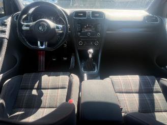 Volkswagen Golf 2.0 GTI  211PK  5DRS AIRCO NAVI picture 16