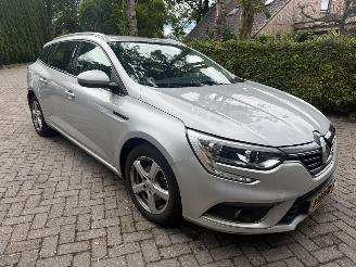 skadebil auto Renault Mégane 1.2 TCE AIRCO NAVI PDC 2017/4