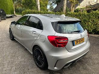Unfallwagen Mercedes A-klasse 200CDI AGM  AUT! AIRCO/NAVI/STOELVERWARMING 2013/5