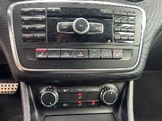 Mercedes A-klasse 200CDI AMG AUT! AIRCO/NAVI/STOELVERWARMING picture 15