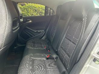 Mercedes A-klasse 200CDI AMG AUT! AIRCO/NAVI/STOELVERWARMING picture 12