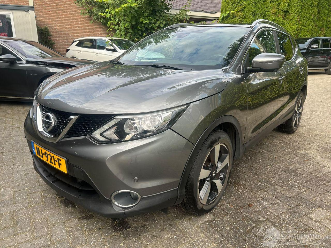 Nissan Qashqai 1.2 N-CONNECTA KM NAP PANO