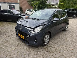 Hyundai I-10 1.0 NAP AIRCO SCHERM CRUISE picture 9