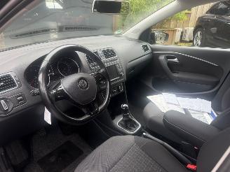 Volkswagen Polo 1.2 TSI 5DRS AIRCO CRUISE picture 21