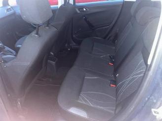 Peugeot 208 208 I (CA/CC/CK/CL), Hatchback, 2012 / 2019 1.0 Vti 12V PureTech picture 13