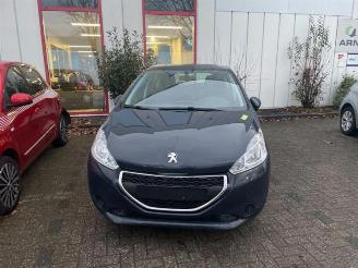 Peugeot 208 208 I (CA/CC/CK/CL), Hatchback, 2012 / 2019 1.0 Vti 12V PureTech picture 2