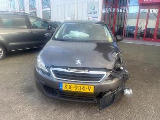 Coche siniestrado Peugeot 308 308 SW (L4/L9/LC/LJ/LR), Combi 5-drs, 2014 / 2021 1.2 12V e-THP PureTech 110 2017/1