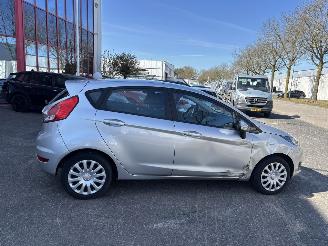 Ford Fiesta  picture 7