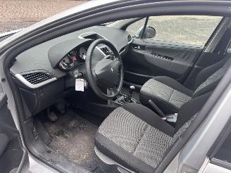 Peugeot 207 1.6 VTI XS picture 9