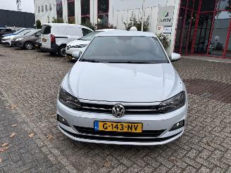 krockskadad bil auto Volkswagen Polo 1.0 TSI COMFORTLINE 2019/11