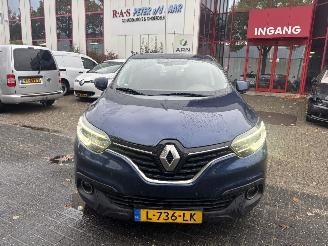 krockskadad bil auto Renault Kadjar 1.2 TCE LIFE 2017/4