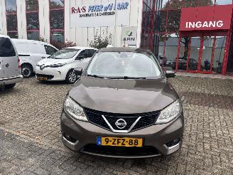 krockskadad bil auto Nissan Pulsar 1.2 DIG-T BUSINESS 2015/1