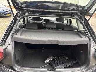 Volkswagen Polo 1.0 MPI 59KW picture 14