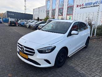 Mercedes B-klasse 200D picture 2