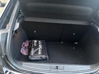 Peugeot 208 1.2 PureTech Active picture 12