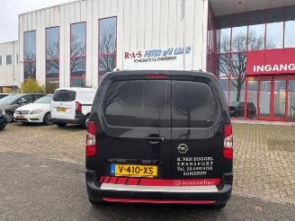 Salvage car Opel Combo Combo Cargo, Van, 2018 1.6 CDTI 100 2019/3