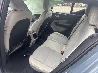 Volvo XC40 15 T3 MOMENTUM picture 10