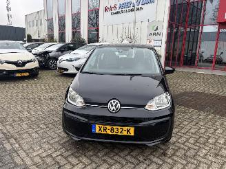 skadebil auto Volkswagen Up! 1.0 BMT MOVE UP 2019/1