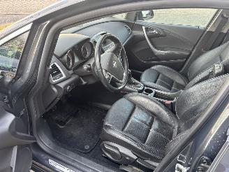 Opel Astra NOTCHBACK 1.4 Turbo Cosmo 1e eigenaar picture 9