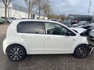 Volkswagen Up! Up! (121), Hatchback, 2011 1.0 12V 60 picture 3