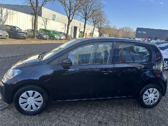 Volkswagen Up! 1.0 UP picture 3