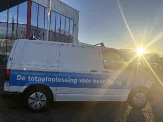 Volkswagen Transporter 2.0 TDI L1H1 26 Comfortline picture 7