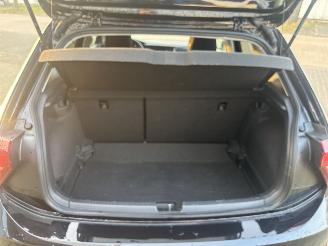 Volkswagen Polo 1.0 TSI Life picture 11