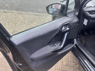 Peugeot 208 1.2 PURETECH ACTIVE picture 12