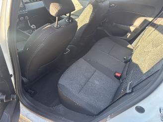 Renault Clio 1.0 TCe Zen MOTORSCHADE picture 9