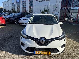 uszkodzony samochody osobowe Renault Clio 1.0 TCe Zen MOTORSCHADE 2022/3