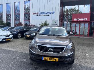krockskadad bil auto Kia Sportage 1.6 GDI X-TRA 2012/1