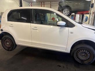 Volkswagen Up! Up! (121), Hatchback, 2011 1.0 12V 60 picture 4