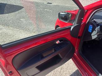 Volkswagen Up! 1.0 move up! BlueMotion MET LM VELGEN GEEN SCHADE picture 12