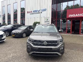 krockskadad bil auto Volkswagen T-Cross 1.0 TSI STYLE 2020/3