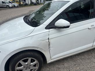 Volkswagen Polo 1.0 TSI 70KW picture 4