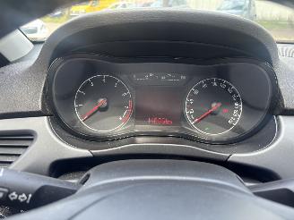 Opel Corsa-E 1.4 EDITION picture 13