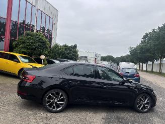 Skoda Superb 1.5 TSI ACT SPORTLINE BUSINESS DSG picture 8