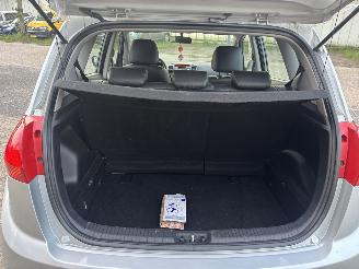 Kia Venga 1.4 CVVT X-ECUTIVE picture 11